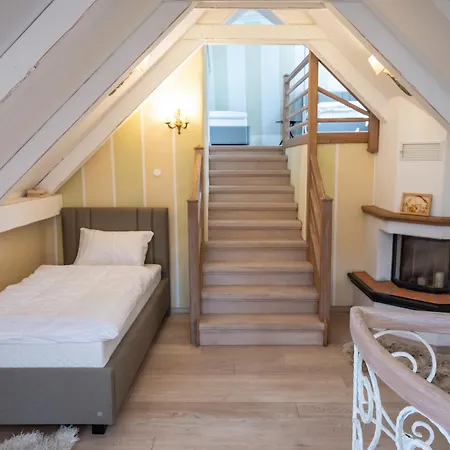Apartment Apartmaji Hisa Kranjske Cebele