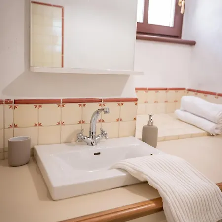 Apartmaji Hisa Kranjske Cebele Apartamento *