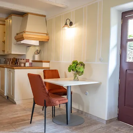 Apartmaji Hisa Kranjske Cebele