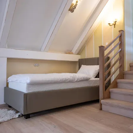 Апартаменты Apartmaji Hisa Kranjske Cebele Visnja Gora