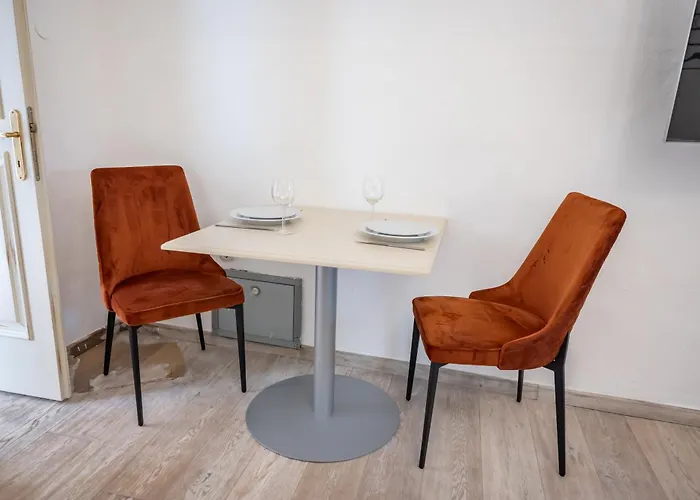 Apartmaji Hisa Kranjske Cebele Apartman