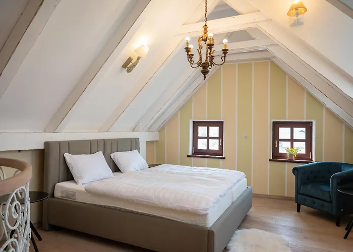 Apartmaji Hisa Kranjske Cebele Апартаменты